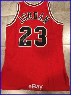100% Authentic 96-97 Michael Jordan Bulls pro cut Signed game issued jersey Jsa
