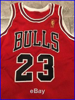 100% Authentic 96-97 Michael Jordan Bulls pro cut Signed game issued jersey Jsa