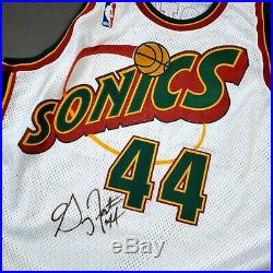 100% Authentic Greg Foster Champion 99 00 Sonics Signed Game Issued Jersey 52+4