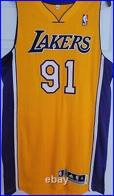 100% Authentic Los Angeles Lakers Game Worn Issued Yellow Rev30 Jersey XL