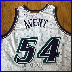 1998-1999 Anthony Avent #54 Utah Jazz Game Worn Used Issued Champion Jersey NBA
