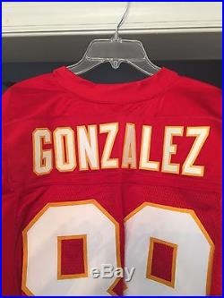 2005 Kansas City Chiefs Tony Gonzalez Game Issued/ Worn #88 Jersey WOW