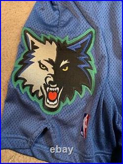 2006-07 Kevin Garnett Europe Live Game Issued Jersey Timberwolves ULTRA RARE