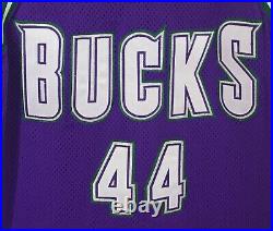 93-94 Greg Foster Milwaukee Bucks Team Issued Game Worn Champion Jersey 48+4