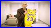 Auction-1987-88-Kareem-Abdul-Jabbar-Game-Used-Signed-La-Lakers-Home-Jersey-Shorts-01-tzv