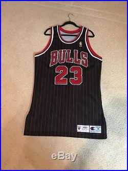 Authentic Michael Jordan Bulls Game Issued Jersey Size 46 Gold Champion