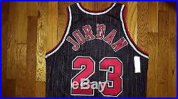 Chicago Bulls 1995-1996 95-96 Michael Jordan Game Issued Jersey 46 + 3 authentic