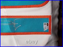 Dolphins Tyreek Hill Game Issued Signed White Nike Limited Jersey BAS Witnessed