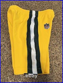 Green Bay Packers NFL Nike Team Game Issued Worn Used Pants Size 32 SUPER SHORT