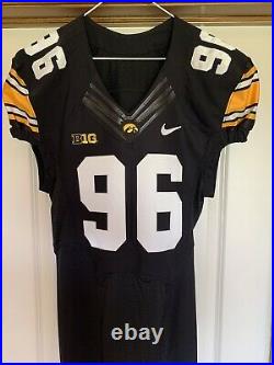 Iowa Hawkeyes Authentic Team Game Issued Jersey sz 38