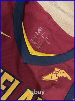 LeBron James CAVs game worn used team issued pro cut jersey