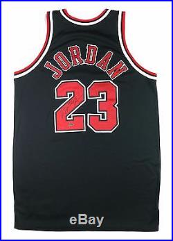 Michael Jordan 1998 Signed Game Issued Chicago Bulls Jersey Shorts Uniform Uda