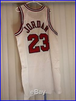 Michael Jordan Pro Cut Game Issued Jersey Home White Chicago Bulls 50+2