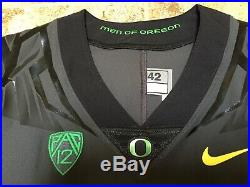 OREGON DUCKS Team Issued NIKE Football Game Jersey #30 Size 42