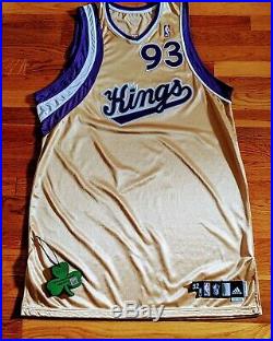 Sacramento kings Ron Artest Alt Gold Game Used Issued Jersey