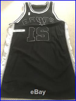 Tim Duncan 98-99 Game Issued Nike Jersey Sz 50+4 USA